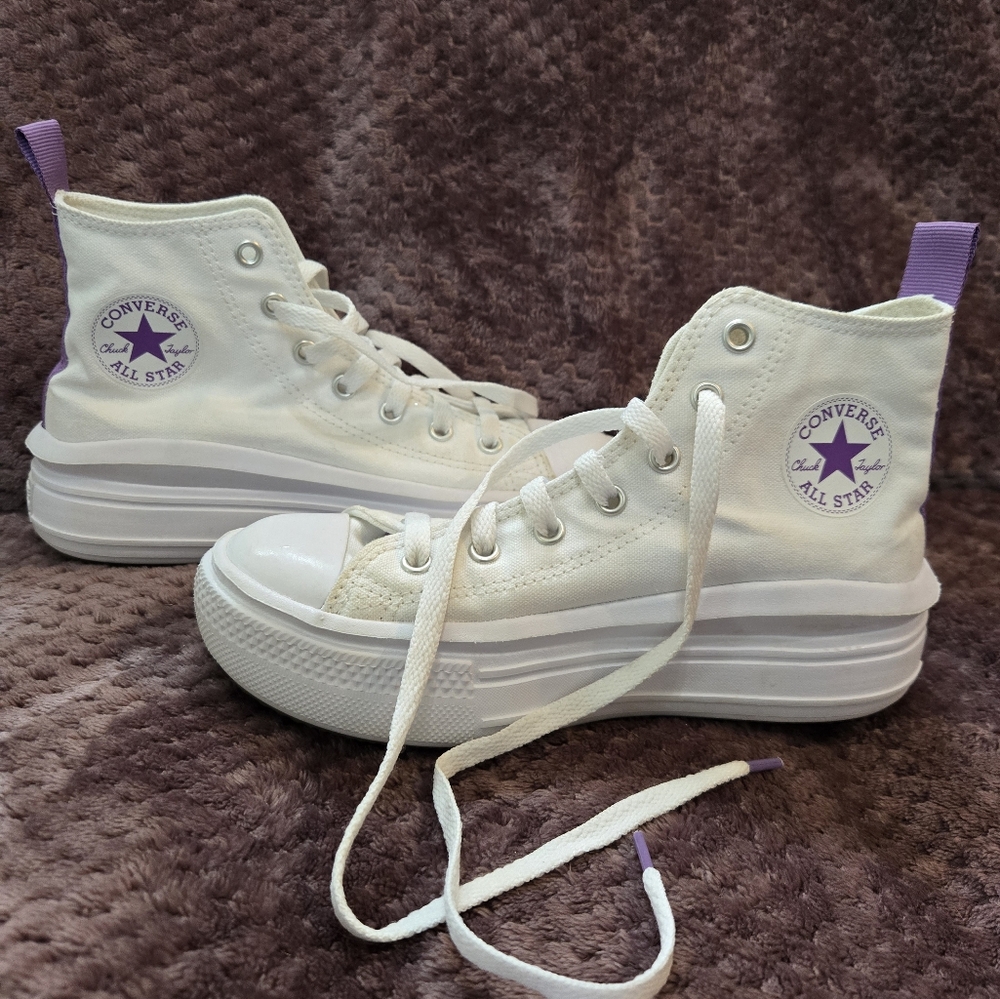 Kids Size 3 Converse White and Purple High-Top Sneakers